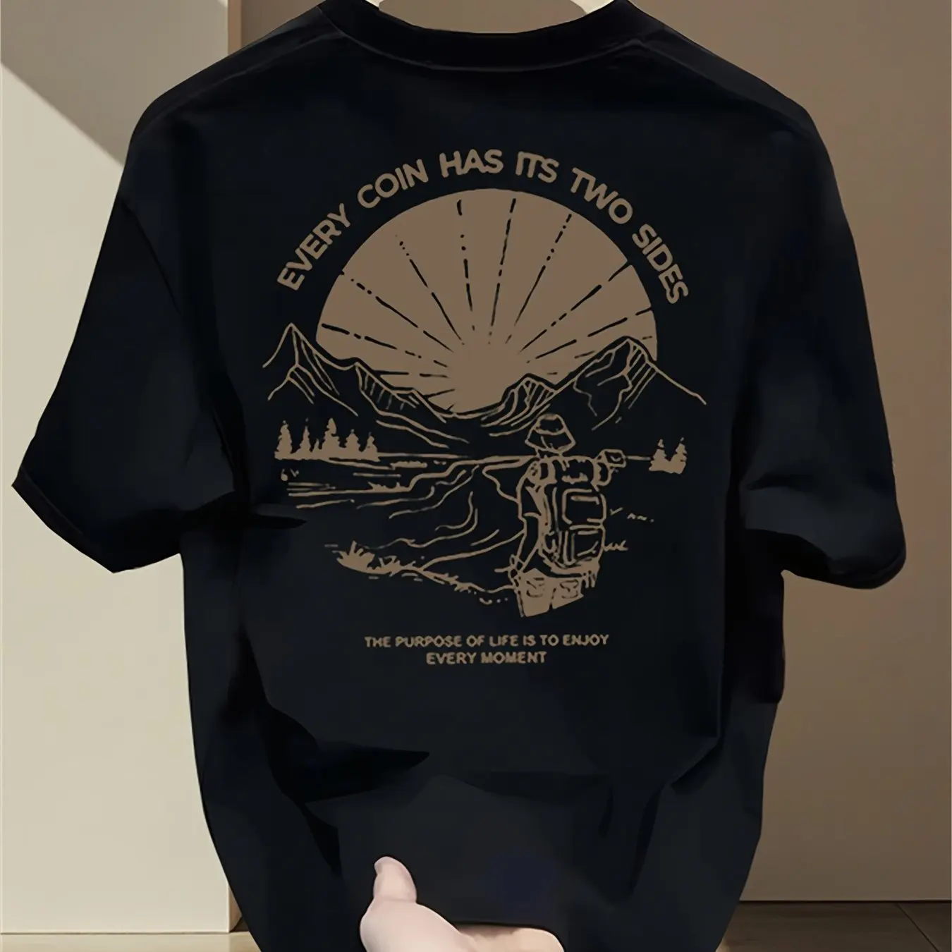T-shirt graphique vintage pour - Outdoor Adventure Quotes Short avis et prix
